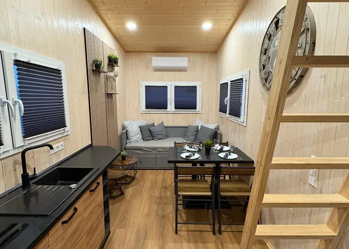 Ke-tiny- Siedlung Haus Paulchen * Oerlenbach